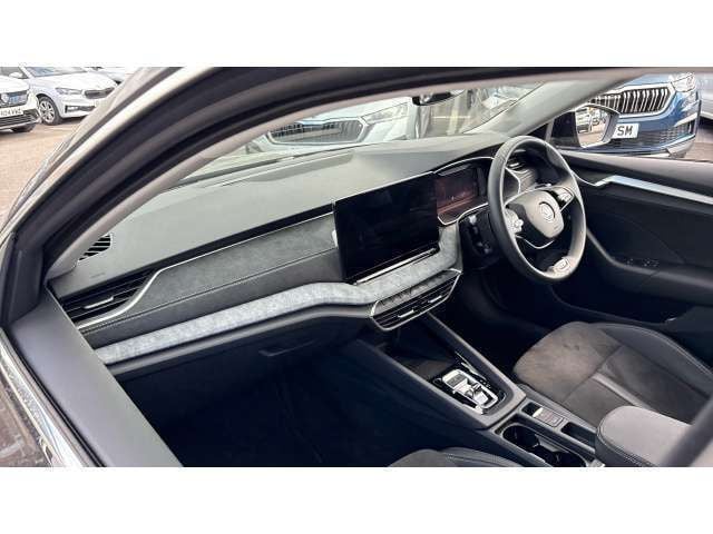 Image 2/4