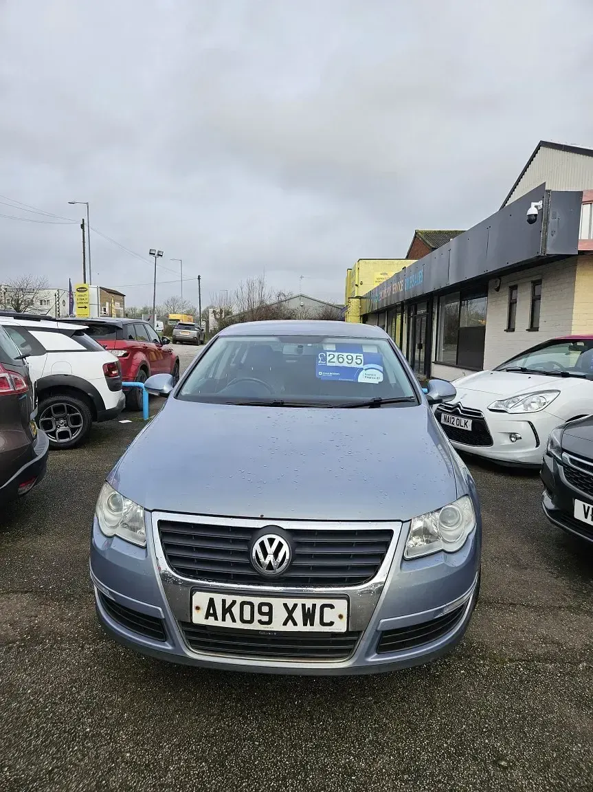 Used VW Passat Highline 110 HP (80 kW) 2009 Grey Sedan