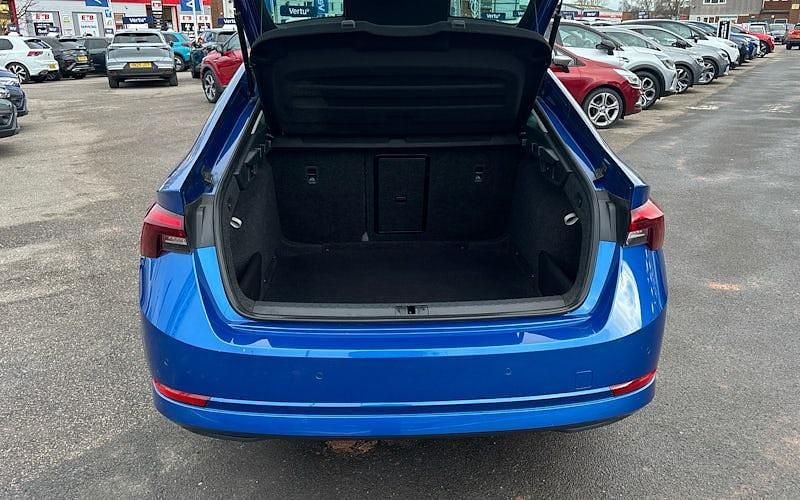 Used Skoda Octavia SE L 150 HP (110 kW) 2024 Blue Hatchback