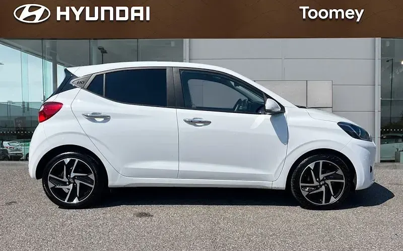 Used Hyundai i10 Premium 63 HP (46 kW) 2026 Hatchback