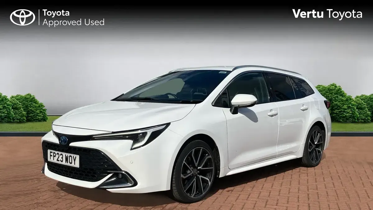 Used Toyota Corolla Sport 192 HP (141 kW) 2023 White Estate