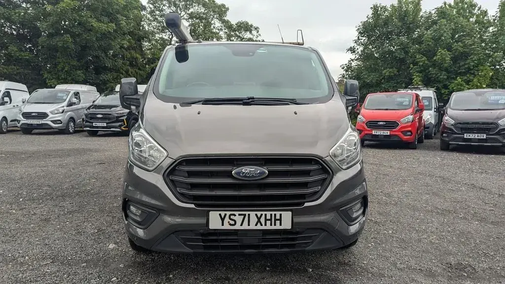 Used Ford Transit Custom Trend 130 HP (95 kW) 2022 Grey Van