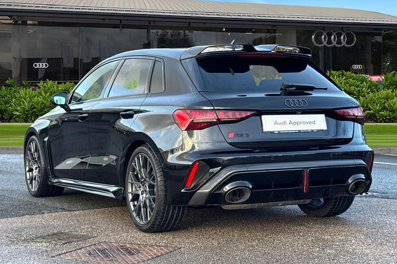 Used Audi RS3 Sportback Comfort 400 HP (294 kW) 2025 Black Hatchback