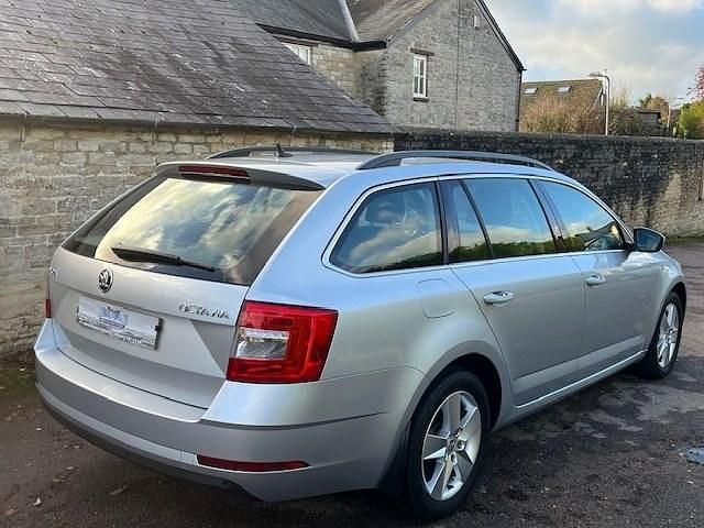 Used Skoda Octavia SE Technology 115 HP (84 kW) 2020 Silver Estate