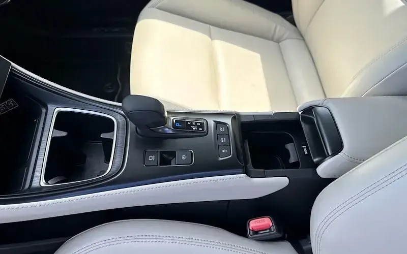 Used Lexus LBX 136 HP (100 kW) 2025 Grey SUV