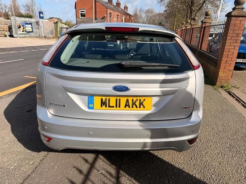 Used Ford Focus Sport 110 HP (80 kW) 2011 Silver Hatchback