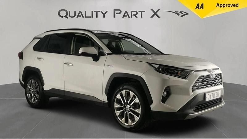 White Used 2021 Toyota RAV4 Estate | £21,690 (Good price) - Image 1/4
