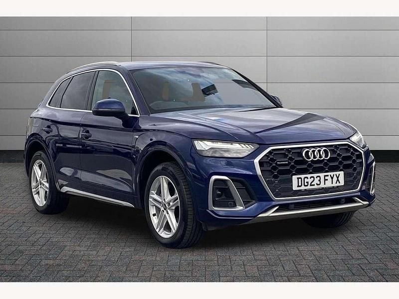 Blue Used 2023 Audi Q5 S-Line SUV | £33,295 (Fair price) - Image 1/4
