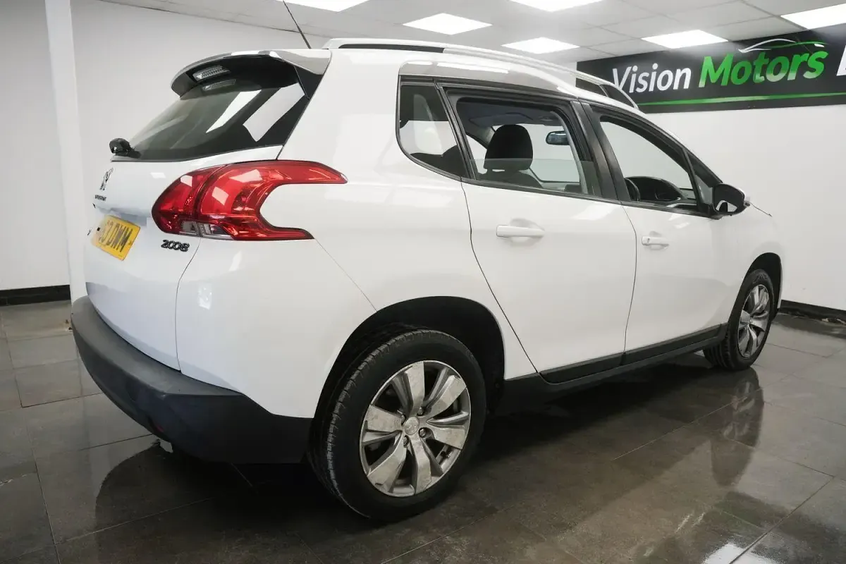 Used Peugeot 2008 Active 2013 White SUV