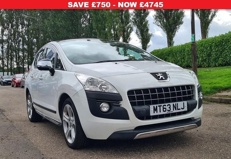 White Used 2013 Peugeot 3008 Allure Hatchback | £4,745 (Fair price) - Image 1/4