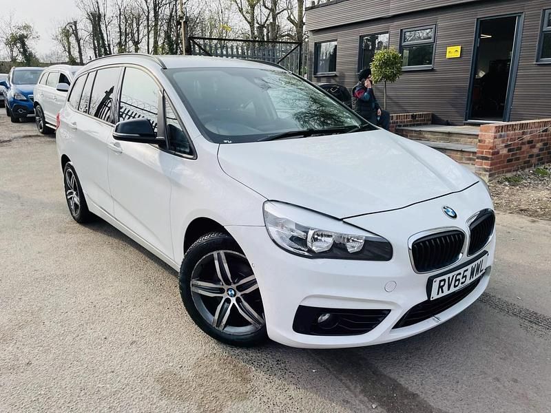 Used BMW 218 Sport Line 2015 White Estate