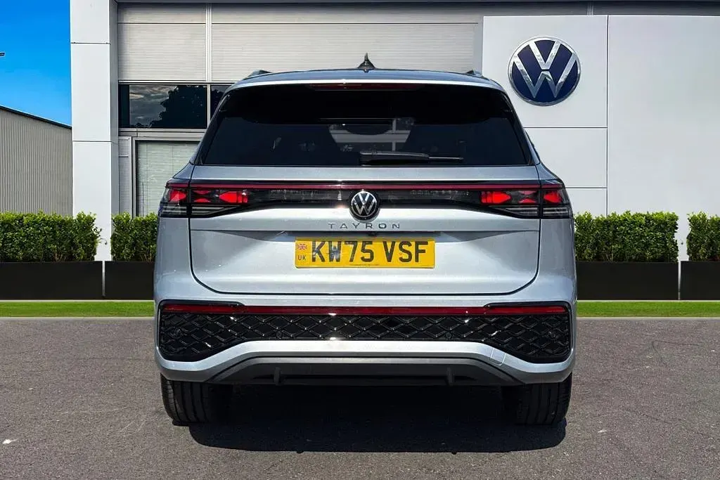 Used VW Tayron R-line 193 HP (141 kW) 2026 Silver SUV