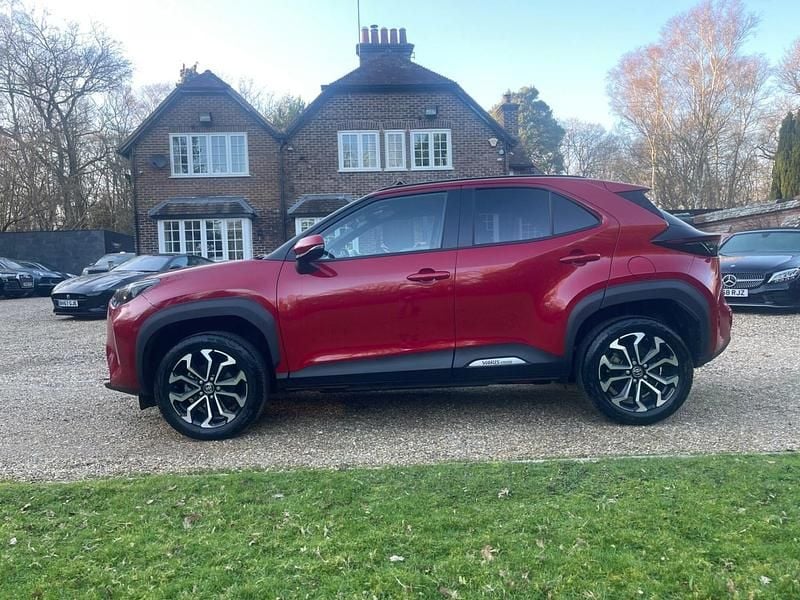 Used Toyota Yaris Hybrid Design 2024 Red Hatchback