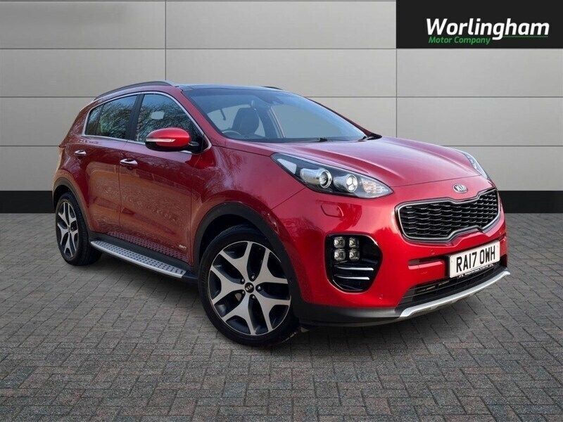 Red Used 2017 Kia Sportage 2 SUV | £14,995 (A bit pricey) - Image 1/4