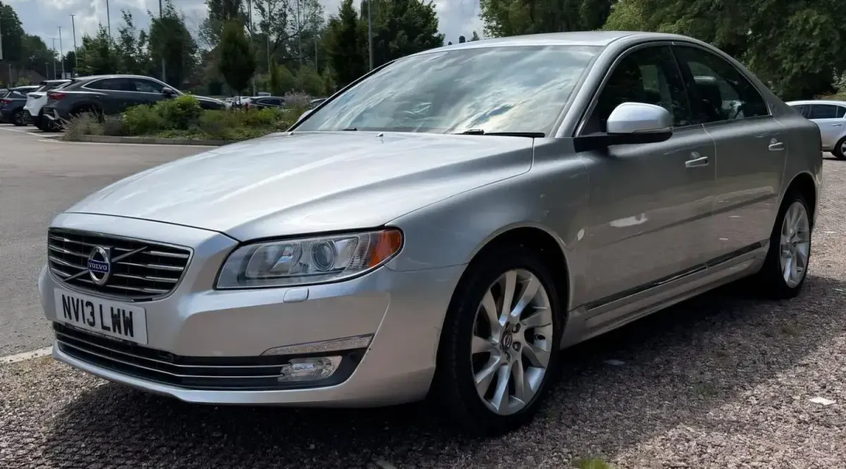 Used Volvo S80 Executive 163 HP (119 kW) 2013 Silver Sedan