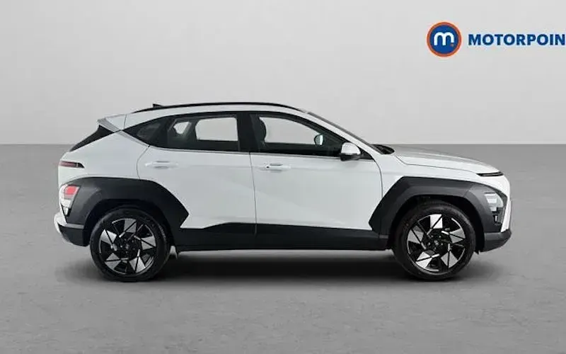 Used Hyundai Kona Advanced 137 HP (100 kW) 2026 White SUV