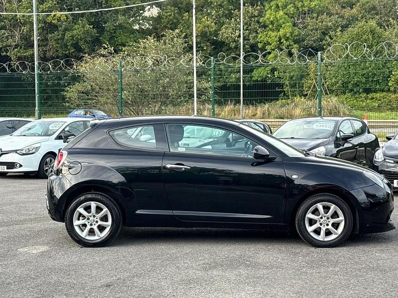 Begagnad Alfa Romeo MiTo Progression 105 HK (77 kW) 2016 Svart Halvkombi