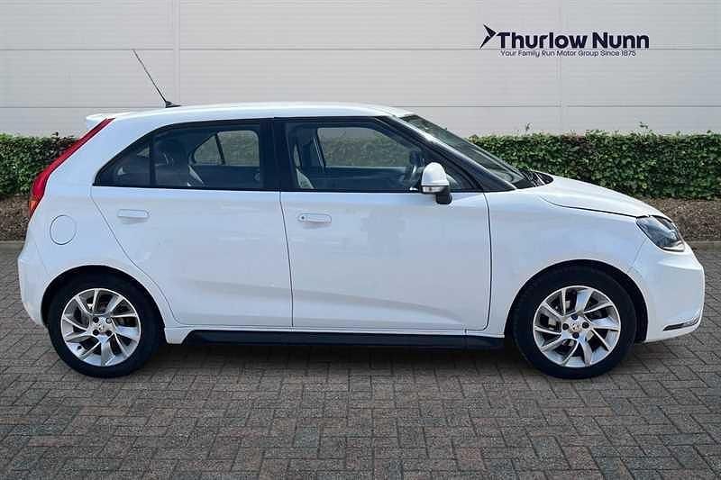 Usado MG MG3 106 HP (77 kW) 2018 Branco Citadino