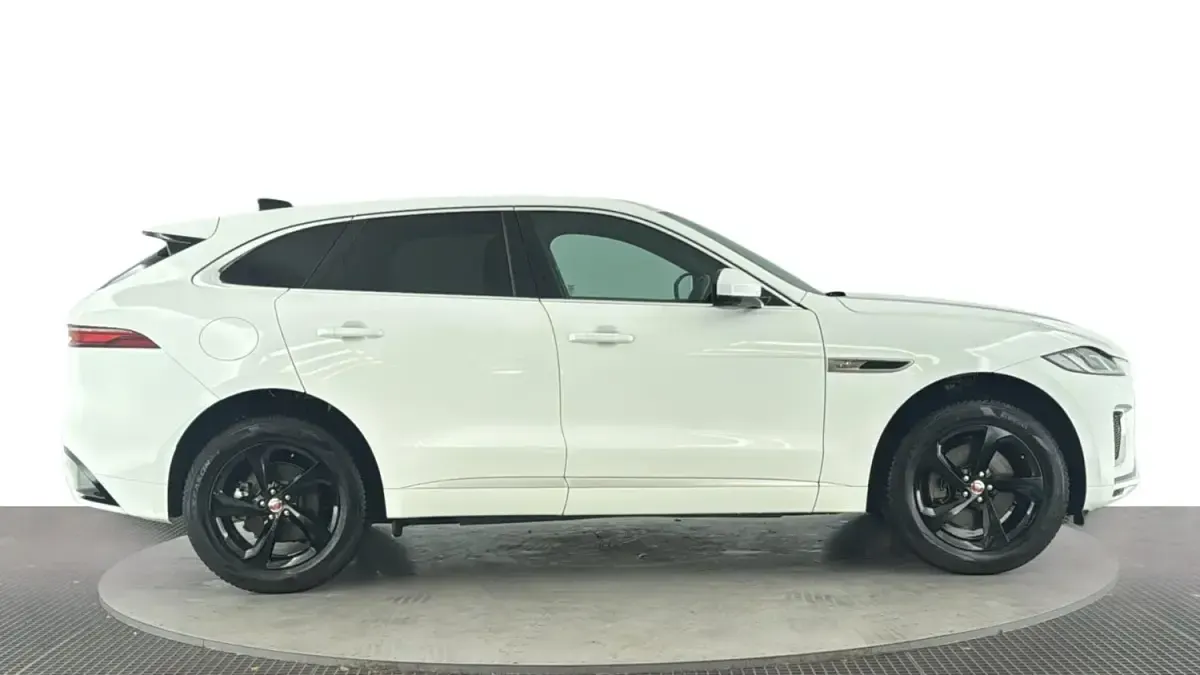 Used Jaguar F-Pace R-Dynamic 204 HP (150 kW) 2022 White SUV