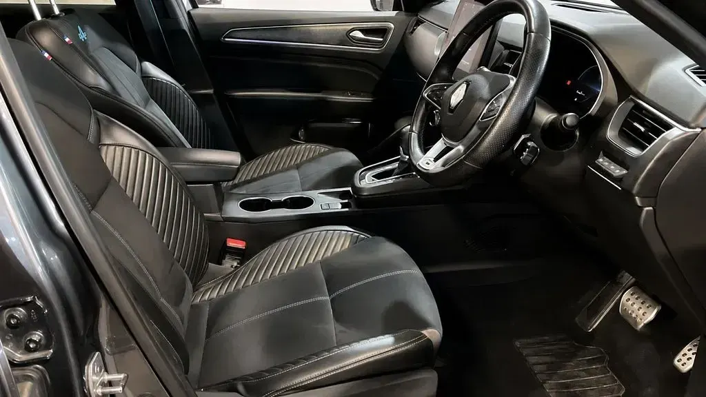 Used Renault Arkana Esprit Alpine 145 HP (106 kW) 2024 Grey SUV