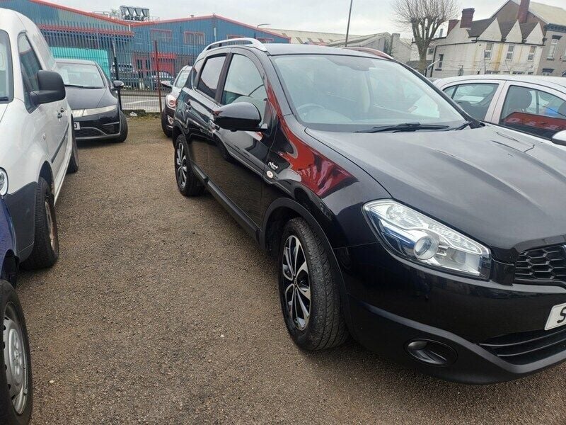 Used Nissan Qashqai N-TEC 2012 Black SUV