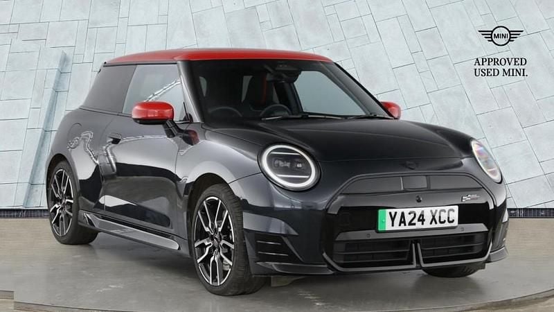 Grey Used 2024 Mini Cooper SE Hatch Hatchback | £27,990 - Image 1/4