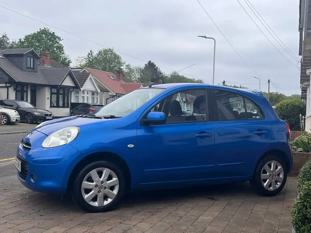 Used Nissan Micra Acenta 80 HP (58 kW) 2012 Blue Hatchback