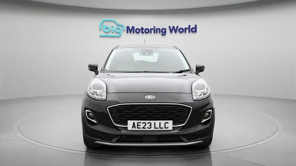 Używany Ford Puma Titanium 155 KM (114 kW) 2023 Czarny SUV
