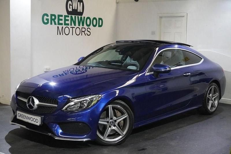 Used Mercedes C250 AMG Line Premium Plus 204 HP (150 kW) 2017 Blue Coupe