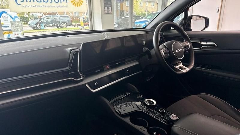 Used Kia Sportage GT-Line 180 HP (132 kW) 2024 Blue SUV