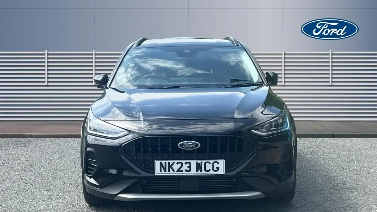 Used Ford Focus Active 125 HP (91 kW) 2023 Black Hatchback