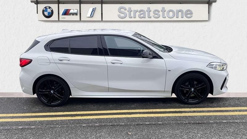 Used BMW 118 M Sport 138 HP (101 kW) 2020 White Hatchback