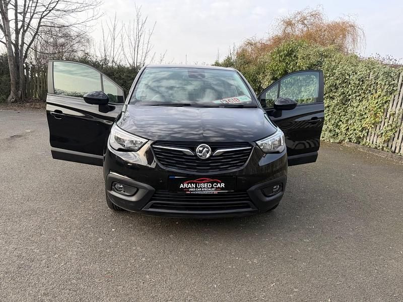 Used Vauxhall Crossland X 2019 Black SUV