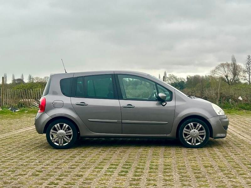 Used Renault Modus Dynamique 2011 Grey MPV