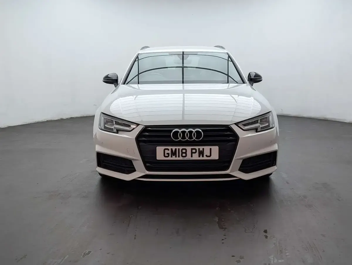 Used Audi A4 Black Edition 190 HP (139 kW) 2018 White Estate
