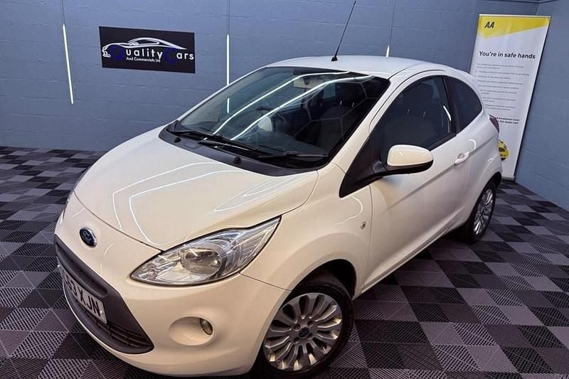 White Used 2014 Ford Ka Zetec Hatchback | £2,995 (Good price) - Image 1/1