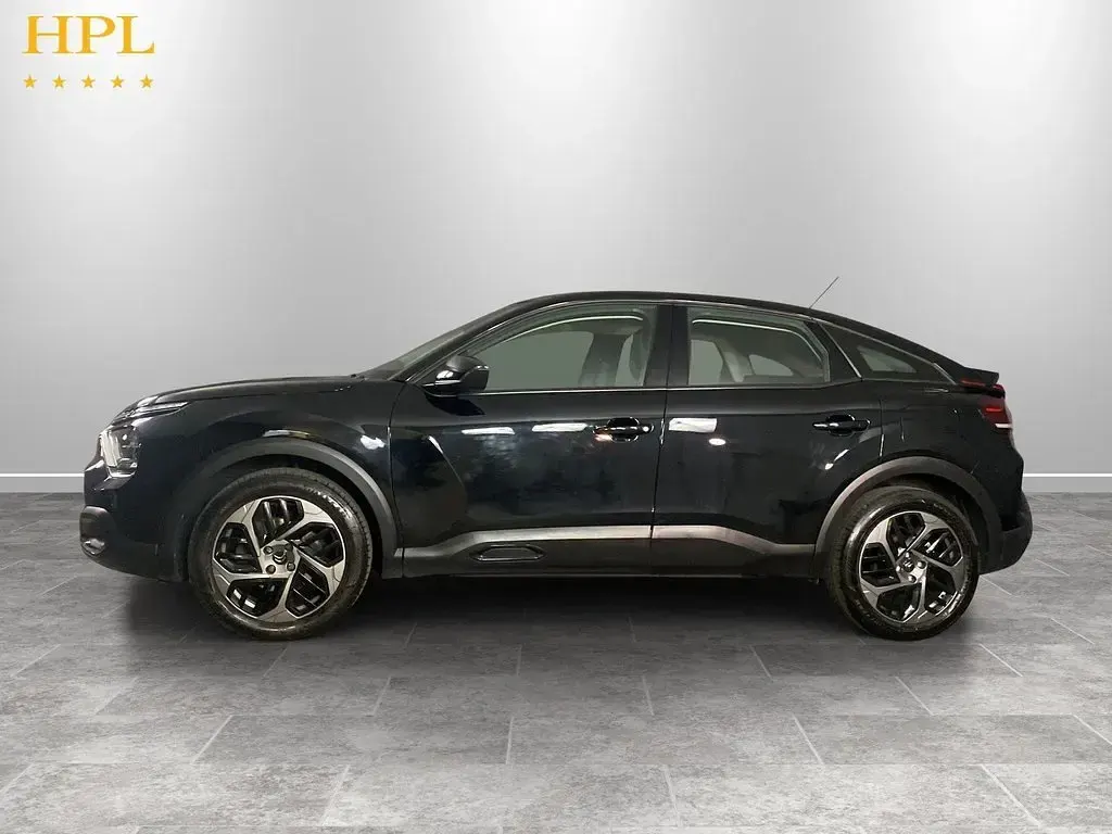 Used Citroën C4 PureTech 130 HP (95 kW) 2022 Black Hatchback