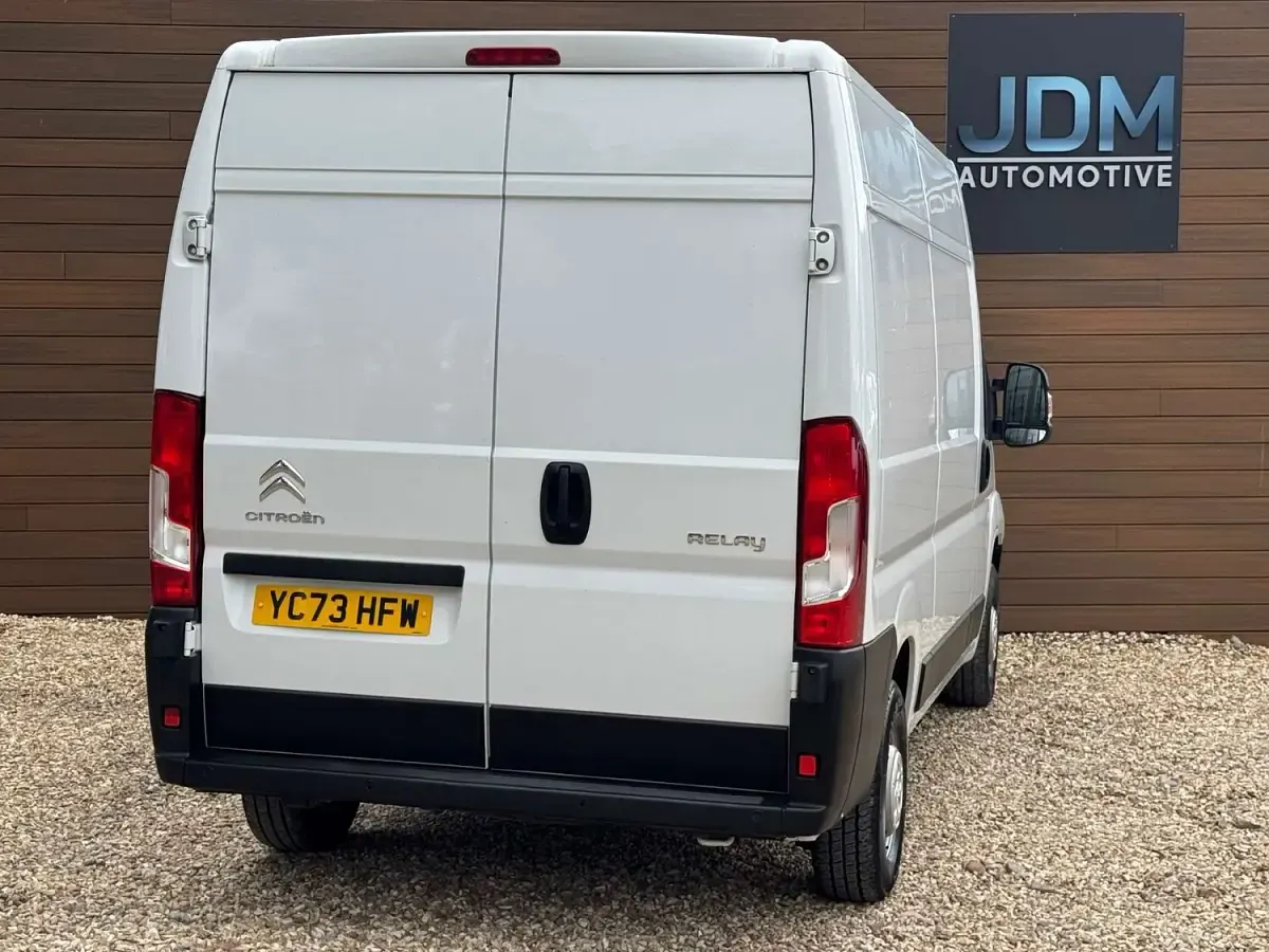 Used Citroën Relay 140 HP (102 kW) 2023 White Van