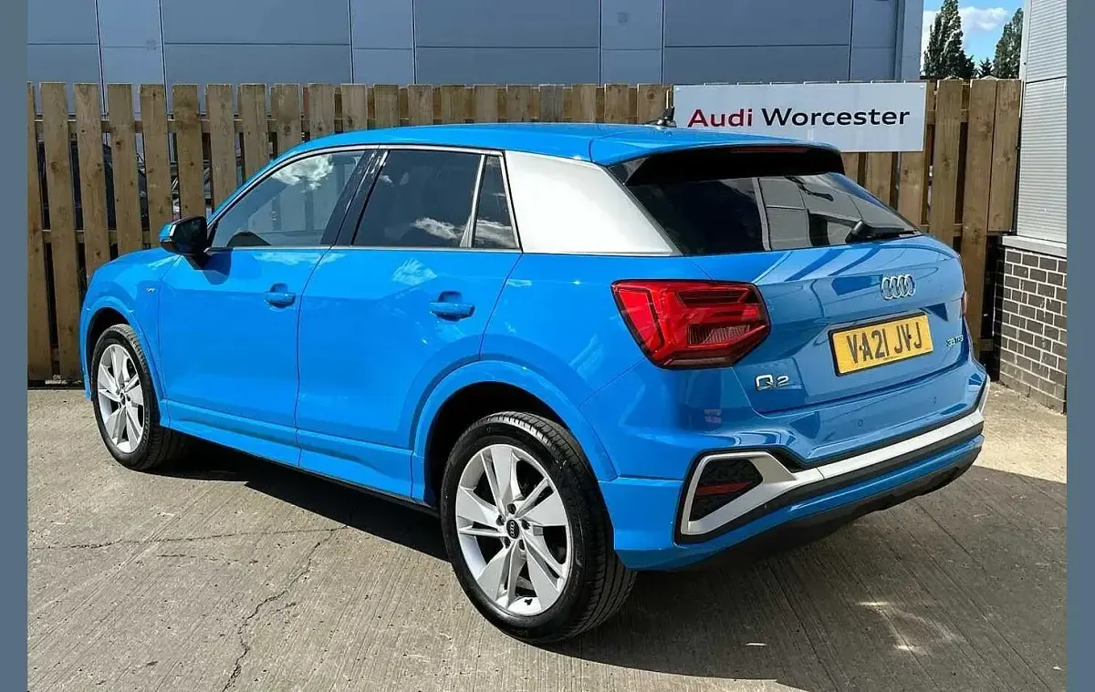 Used Audi Q2 S-Line 150 HP (110 kW) 2021 Turbo blue SUV