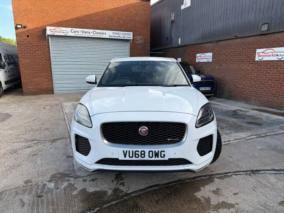 Used Jaguar E-Pace R-Dynamic 200 HP (147 kW) 2018 White SUV