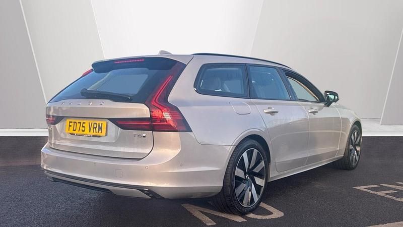 Used Volvo V90 Plus 345 HP (253 kW) 2025 Silver Estate