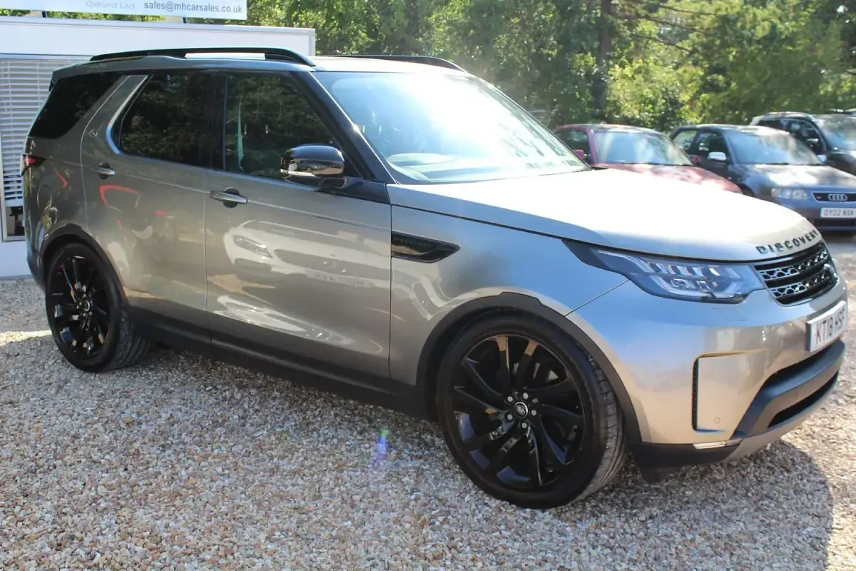Used Land Rover Discovery HSE 254 HP (186 kW) 2018 Silver SUV