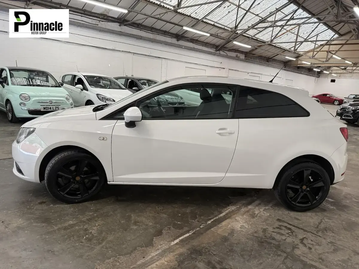 Used Seat Ibiza Sport 85 HP (62 kW) 2013 White Hatchback