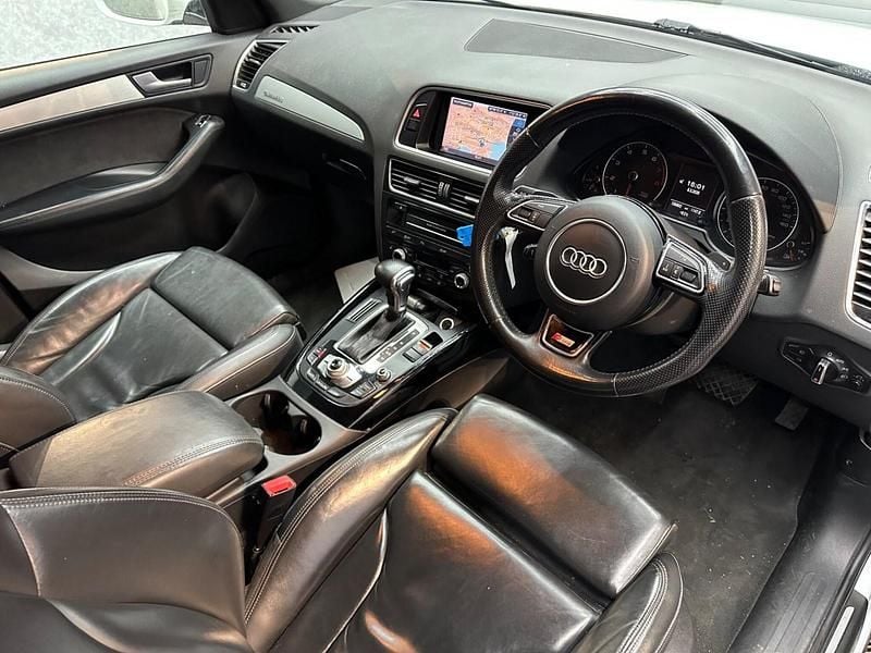 Second-hand Audi Q5 S-line plus 230 CP (169 kW) 2016 Alb SUV