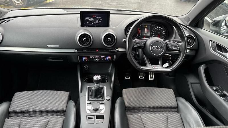 Used Audi A3 Sportback S-Line 148 HP (108 kW) 2017 Blue Hatchback