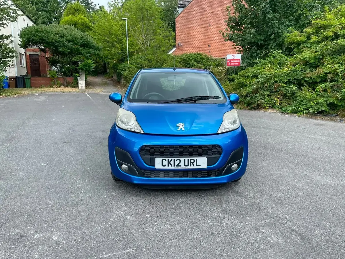 Used Peugeot 107 Active 68 HP (50 kW) 2012 Blue Hatchback