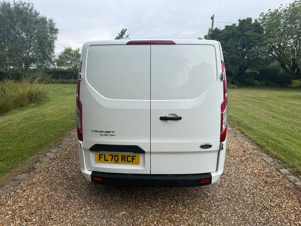 Used Ford Transit Custom Trend 105 HP (77 kW) 2020 White Van