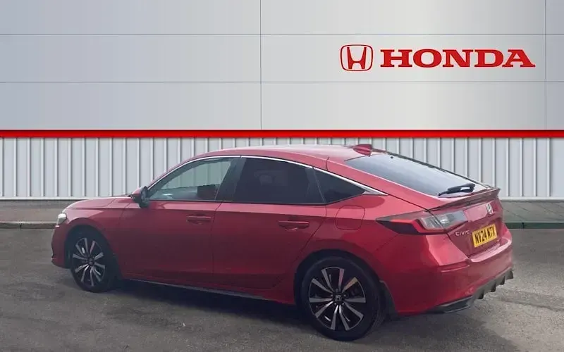 Used Honda Civic Elegance 143 HP (105 kW) 2024 Red Hatchback
