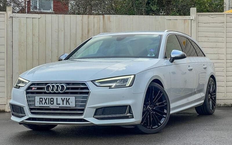 Used Audi S4 Design 354 HP (260 kW) 2018 White Estate
