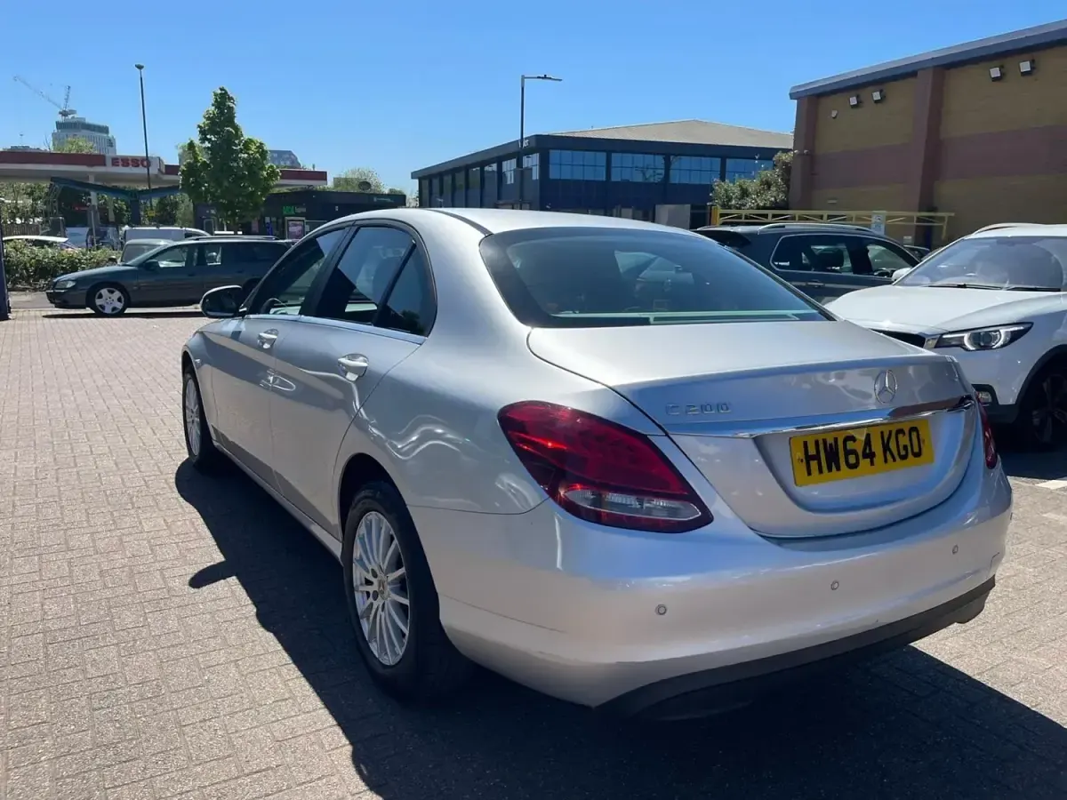 Used Mercedes C200 Executive 184 HP (135 kW) 2014 Silver Sedan